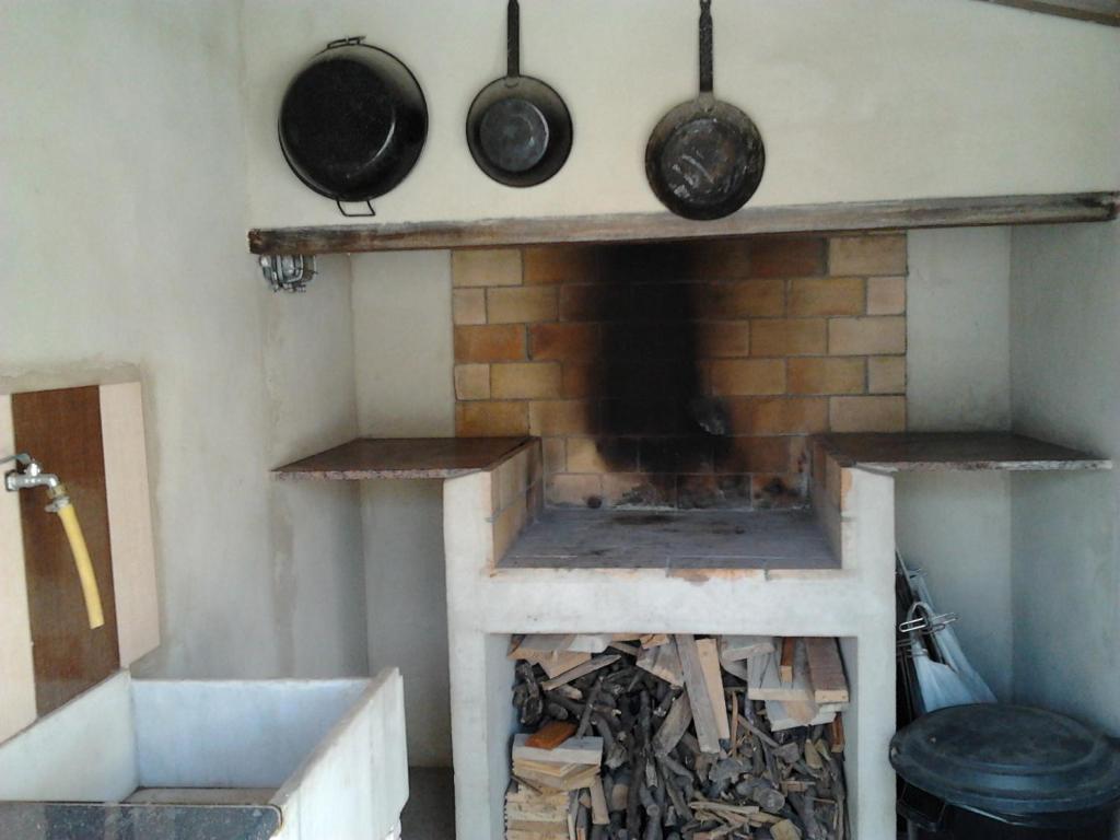 Los Aladros La Puebla De Valverde Ruang foto
