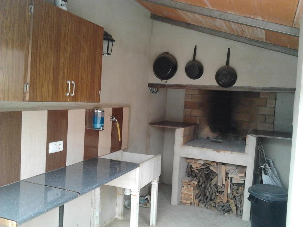Los Aladros La Puebla De Valverde Bagian luar foto